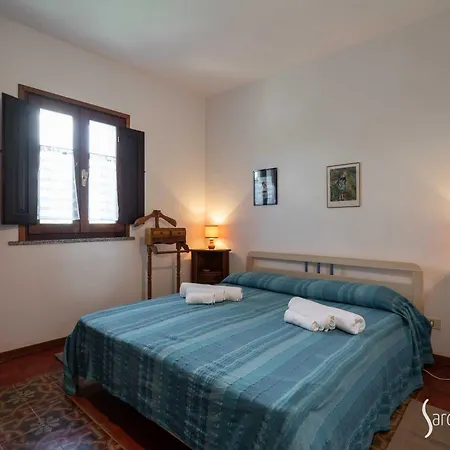 Sardegna Homes Casa Rosa באדזי