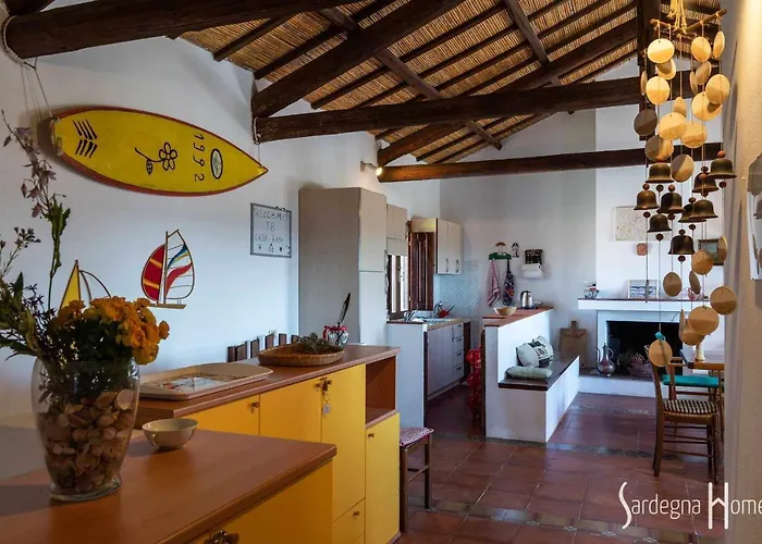 בית נופש Sardegna Homes Casa Rosa *